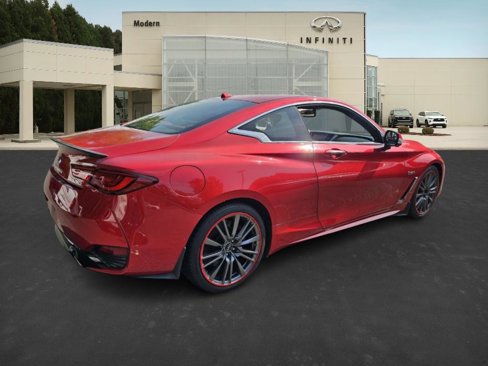 Used 2017 INFINITI Q60 Red Sport 400 image 4