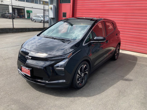 Used 2022 Chevrolet Bolt LT w/ Infotainment Package image 6