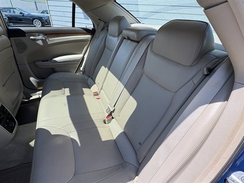 Used 2014 Chrysler 300 C w/ Beats Audio Group image 44