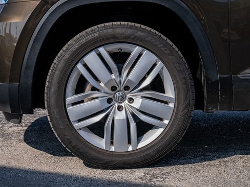 Used 2019 Volkswagen Atlas SE w/ Panoramic Sunroof Package image 37