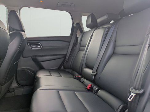 Used 2021 Nissan Rogue SV w/ Premium Package image 14