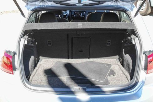 Used 2015 Volkswagen GTI SE image 26