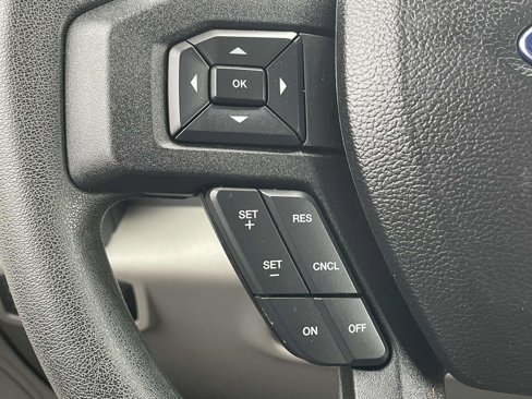 Used 2016 Ford F150 XL w/ Equipment Group 101A Mid image 4