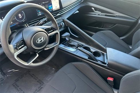 Certified 2024 Hyundai Elantra SEL image 10