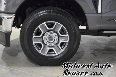 Used 2023 Ford F250 Lariat w/ FX4 Off-Road Package image 7