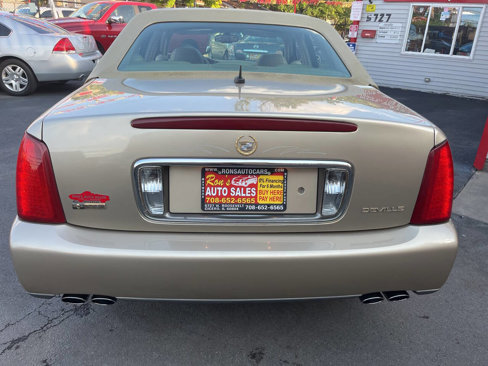 Used 2005 Cadillac De Ville w/ Deville Premium Package image 6