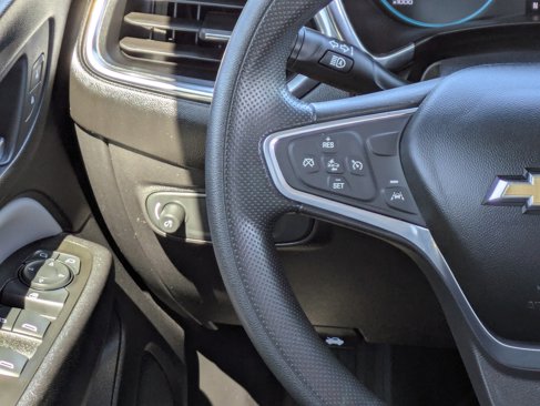 Used 2022 Chevrolet Equinox LS image 22