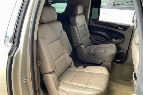 Used 2015 Chevrolet Suburban LT image 19