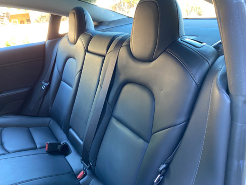 Used 2018 Tesla Model 3 Long Range image 28