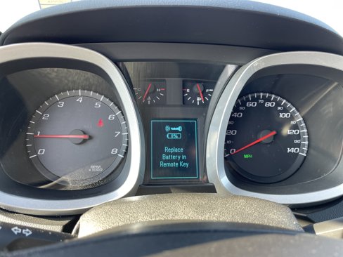 Used 2011 Chevrolet Equinox LT w/ Driver Convenience Package image 11