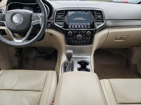 Used 2019 Jeep Grand Cherokee Overland image 23