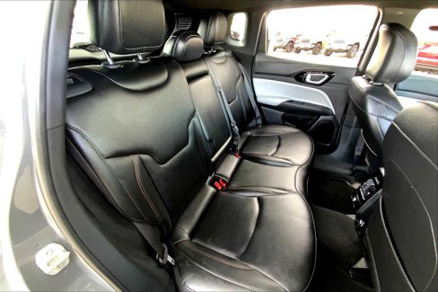 Certified 2024 Jeep Compass Limited image 19