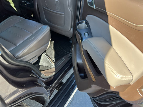 Used 2015 GMC Yukon Denali w/ Premium Package image 20