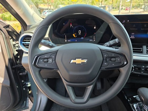 Certified 2025 Chevrolet Trax LT image 20