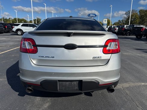 Used 2010 Ford Taurus SHO image 8