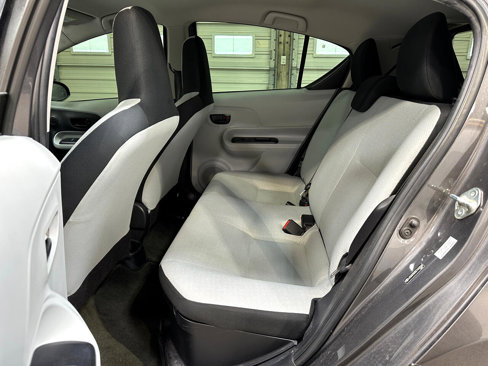 Used 2014 Toyota Prius C One image 14