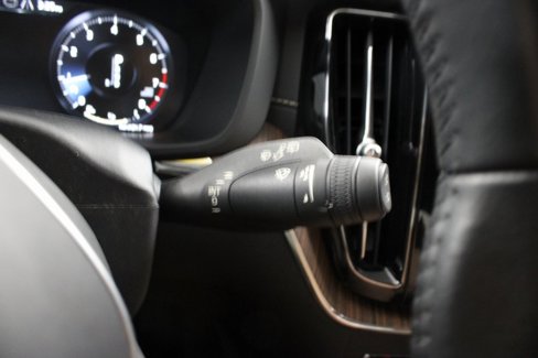 Certified 2021 Volvo XC60 T5 Inscription w/ Protection Package Premier image 28