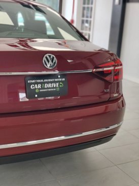 Used 2017 Volkswagen Passat 1.8T S image 7