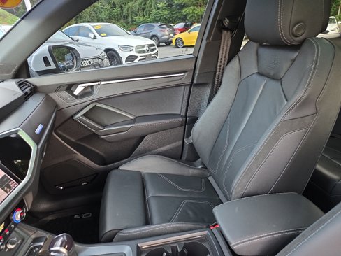 Used 2022 Audi Q3 2.0T Premium Plus w/ Premium Plus Package image 36
