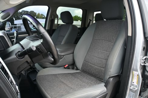 Used 2017 RAM 3500 SLT w/ Luxury Group image 7