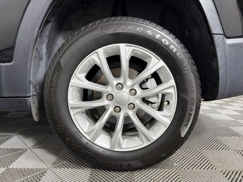 Used 2020 Jeep Cherokee Latitude image 17