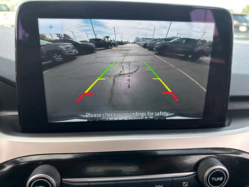 Used 2020 Ford Escape SE Sport image 18