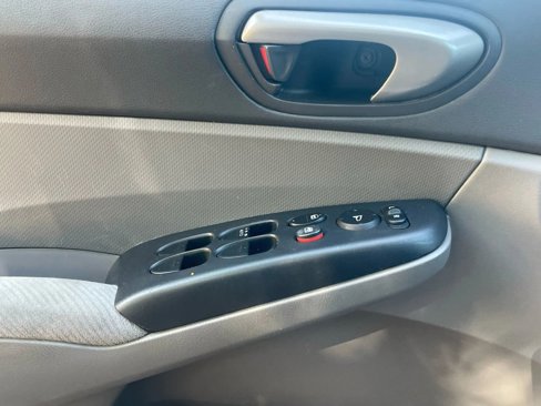 Used 2010 Honda Civic LX image 13