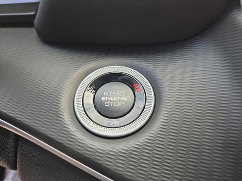 New 2025 Jeep Grand Cherokee L Laredo image 23