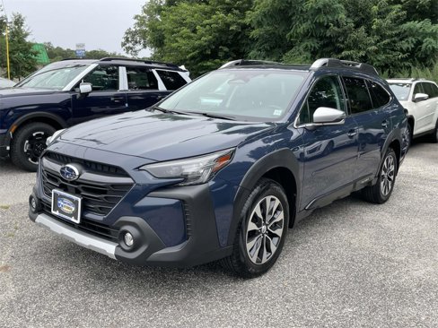 Used 2024 Subaru Outback Touring image 3