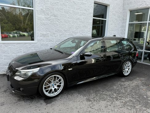Used 2008 BMW 535xi Wagon image 1