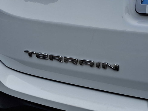 Certified 2022 GMC Terrain SLE w/ Driver Convenience Package image 30
