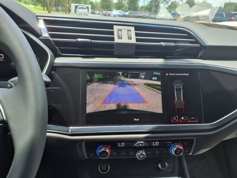 New 2025 Audi Q3 2.0T Premium image 21
