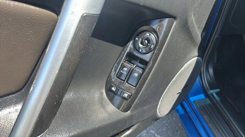 Used 2005 Hyundai Tiburon SE image 20