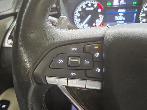 Used 2023 Cadillac XT6 Sport image 26