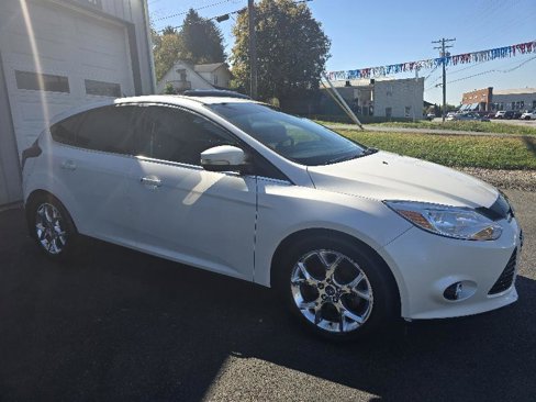 Used 2012 Ford Focus Titanium image 3