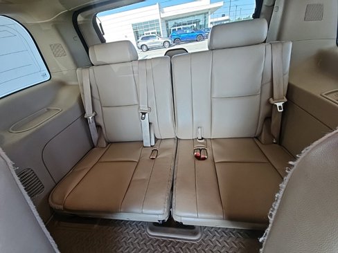 Used 2012 Chevrolet Tahoe LTZ image 18