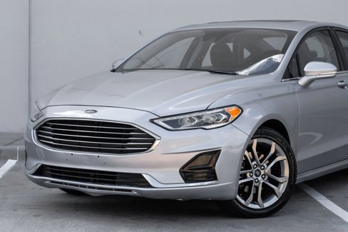 Used 2020 Ford Fusion SEL image 11