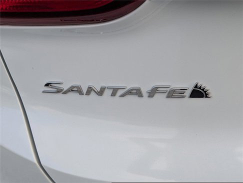 Used 2019 Hyundai Santa Fe SEL image 9