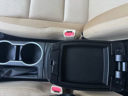 Used 2017 Toyota Corolla L image 37