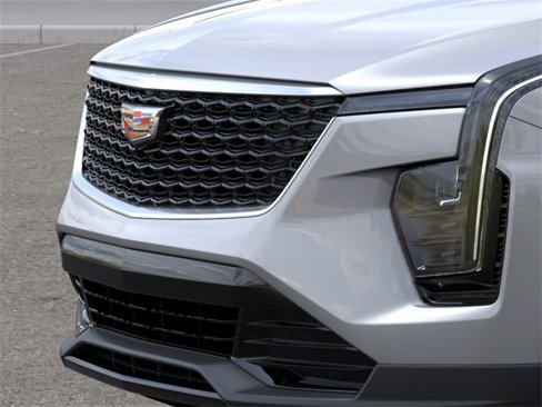 New 2024 Cadillac XT4 Luxury w/ Cold Weather Package image 13
