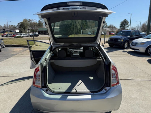 Used 2014 Toyota Prius Five image 28