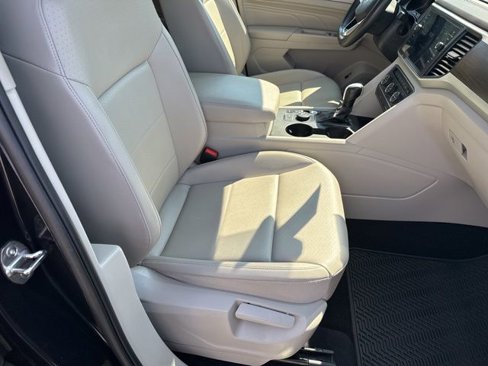 Certified 2021 Volkswagen Atlas SE w/ Panoramic Sunroof Package image 23