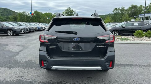 Used 2022 Subaru Outback Limited image 4