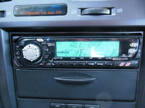 Used 2004 Hyundai Elantra GT image 29