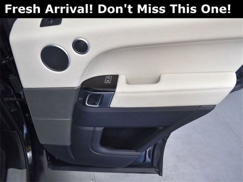 Used 2016 Land Rover Range Rover Sport HSE image 22