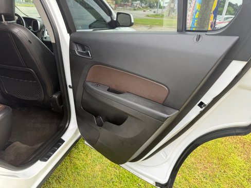 Used 2011 Chevrolet Equinox LT w/ LPO, Protection Package image 16