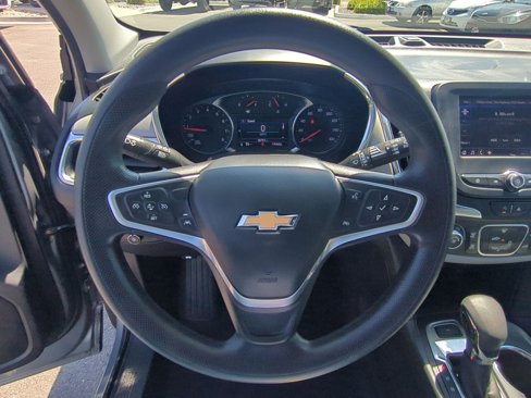 Used 2023 Chevrolet Equinox LT image 16