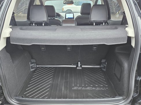 Used 2020 Ford EcoSport Titanium w/ Interior Protection Package image 28
