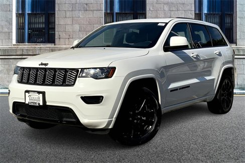 Used 2019 Jeep Grand Cherokee Altitude image 2