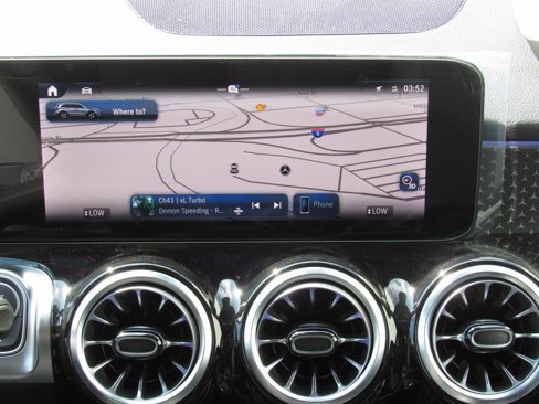New 2025 Mercedes-Benz GLB 250 4MATIC image 31